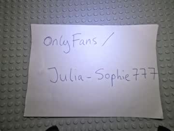 Cam for julia_sophie