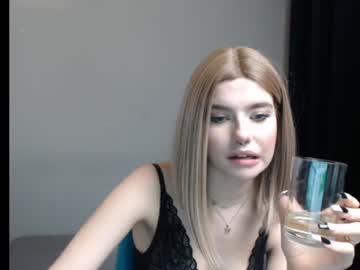 Cam for kiki_mone