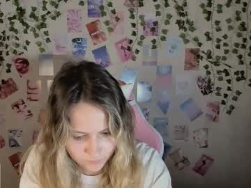 Cam for amelienjames