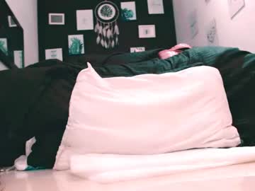 Cam for vallery_doll