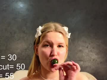 Cam for blondy_glamor