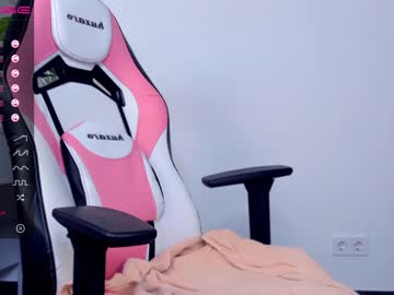 Cam for lily__alison_