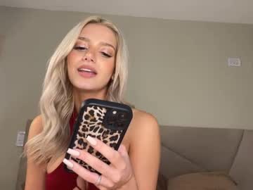 Cam for skyemaeee