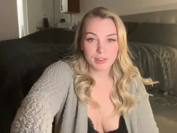 Cam for blondeblueeyedmama