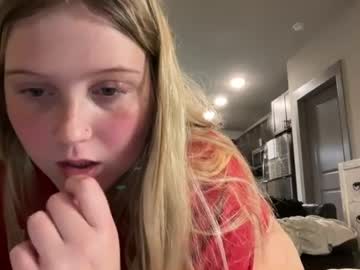 Cam for lizzygetsbusy101
