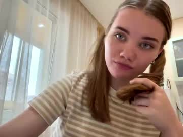 Cam for logancadarette