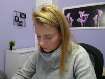 Cam for julie_wayne