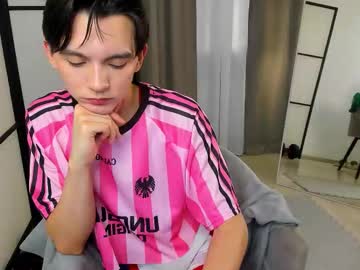 Cam for ian_harrickton