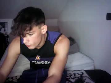 Cam for giovyyx