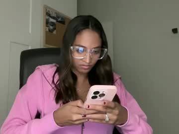 Cam for therealgiana