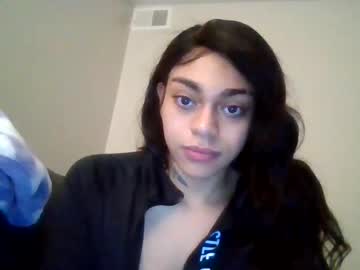 Cam for stickydewbee